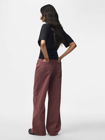 Wide leg Jeans 'PCSelma' di PIECES in rosso