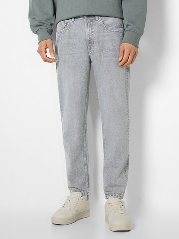 Bershka regular Jeans i grå: forside