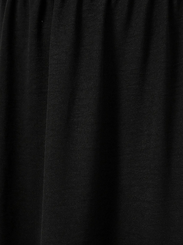 Bigdart Skirt in Black