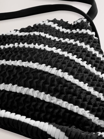 Triangle Hauts de bikini self. en noir