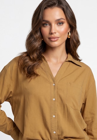 faina - Blusa em amarelo