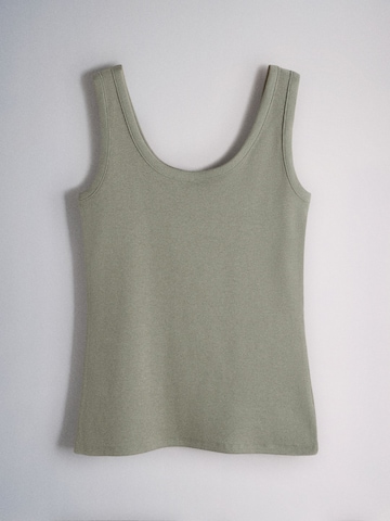 The Set Top in Beige