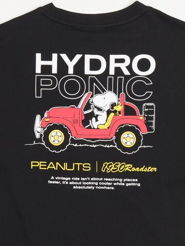 hydroponic - Camiseta 'Hydroponic x Peanuts Oversized Short-Sleeve Roadster T-Shirt' en negro