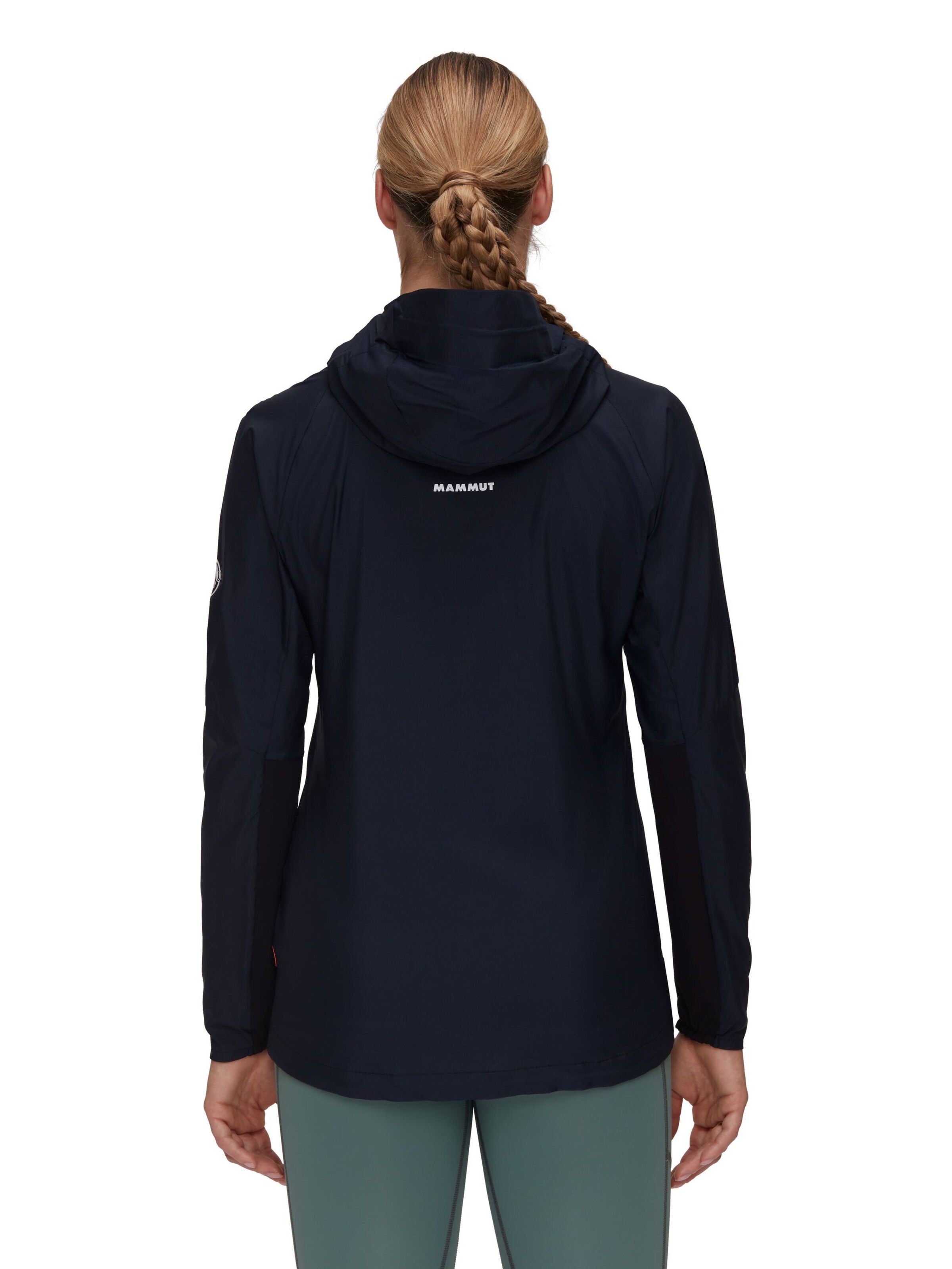 MAMMUT Outdoor Jacket in Black