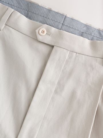 Regular Pantaloni cu dungă de la Next pe bej