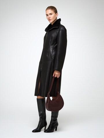 V S P - Abrigo de invierno 'Salome' en negro