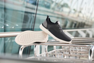 Rieker Slip on in Schwarz