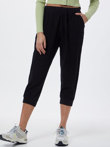 Kaffe Tapered Pants 'Naya' in Black: front