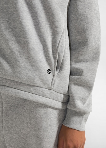 Veste de survêtement DEHA en gris