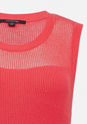 Haut COMMA en rouge