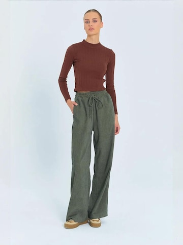 Wide leg Pantaloni di MixRay in verde