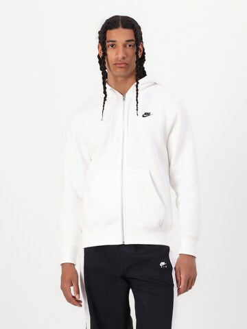Nike Sportswear Ζακέτα φούτερ 'CLUB' σε λευκό: μπροστά