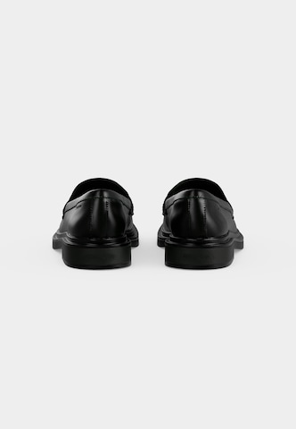 Regular Papuci de casă de la Calvin Klein pe negru