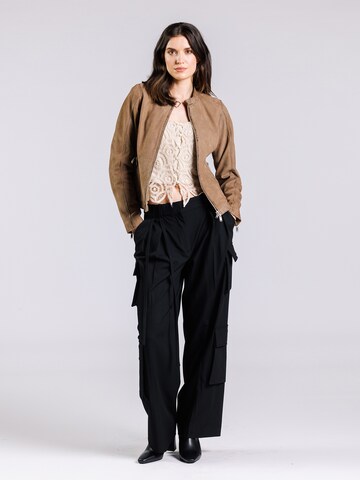 Giacca di mezza stagione 'Annelie' di FREAKY NATION in marrone
