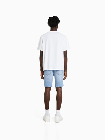 Bershka Regular Shorts in Blau