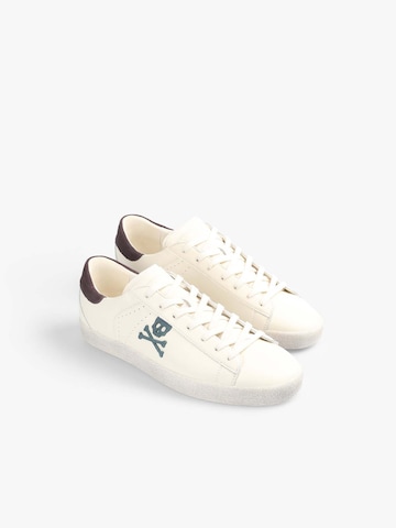 Sneaker bassa 'Henry' di Scalpers in bianco