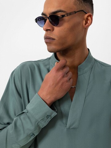 Antioch - Ajuste regular Camisa en verde