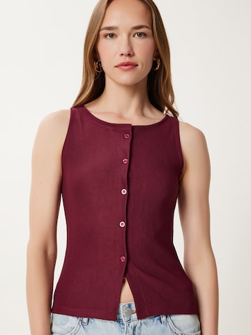 Happiness İstanbul Vest, värv punane: eest vaates