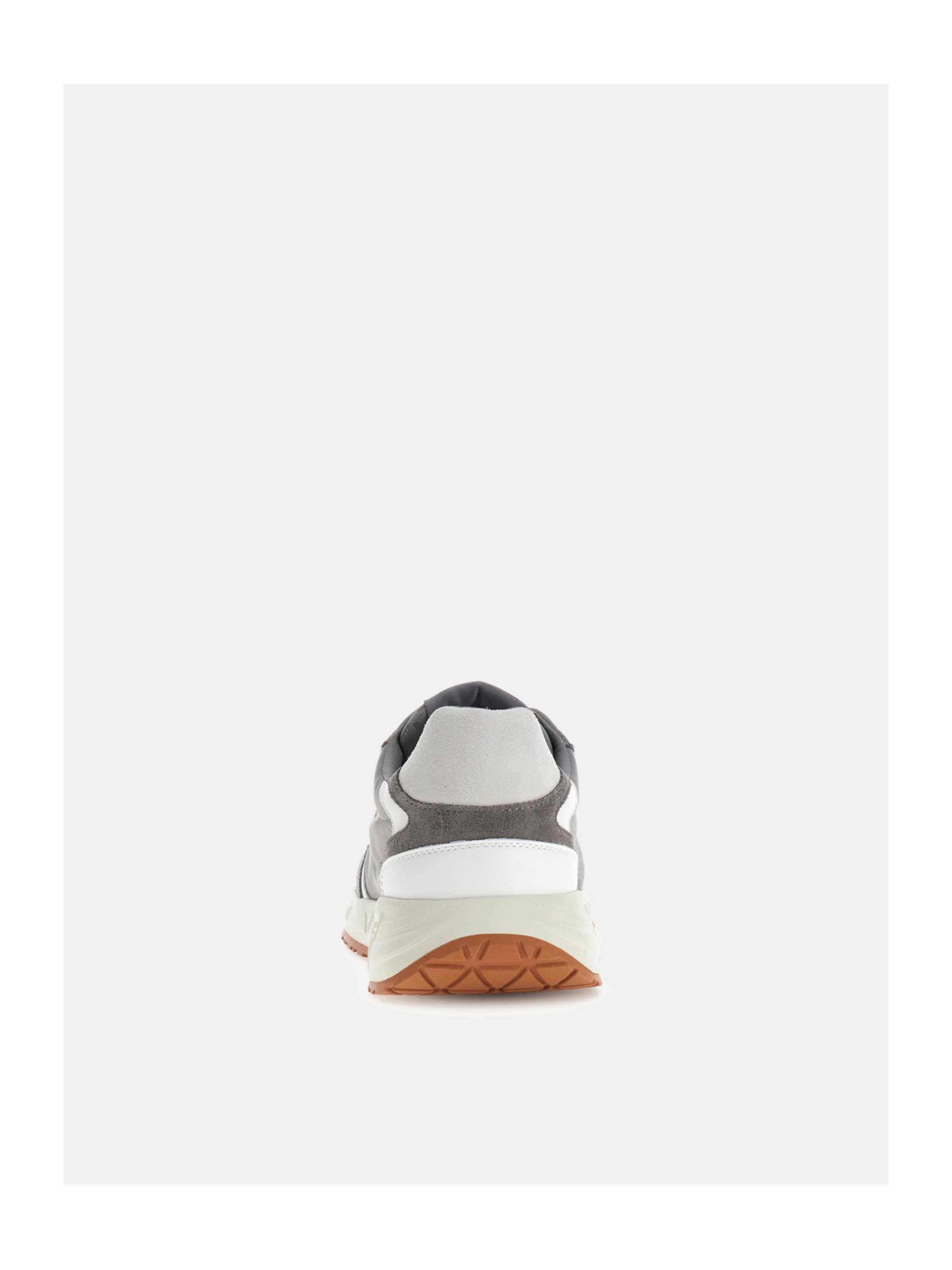 Sneaker low 'Aria' de la GUESS pe gri