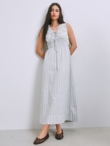 zaļš Next Vasaras kleita: no priekšpuses