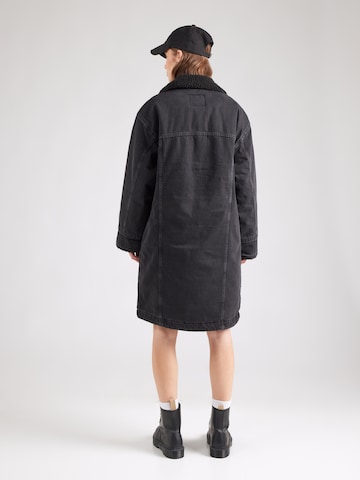 LEVI'S ®Prijelazni kaput - crna boja: stražnji dio