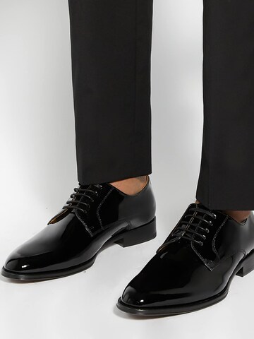 Dune LONDON Veterschoen 'Salisbury' in Zwart