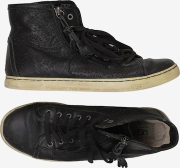 UGG Sneaker 40 in Schwarz: Vorderseite