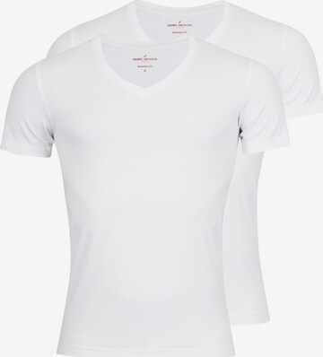 HECHTER PARIS Shirt in White: front