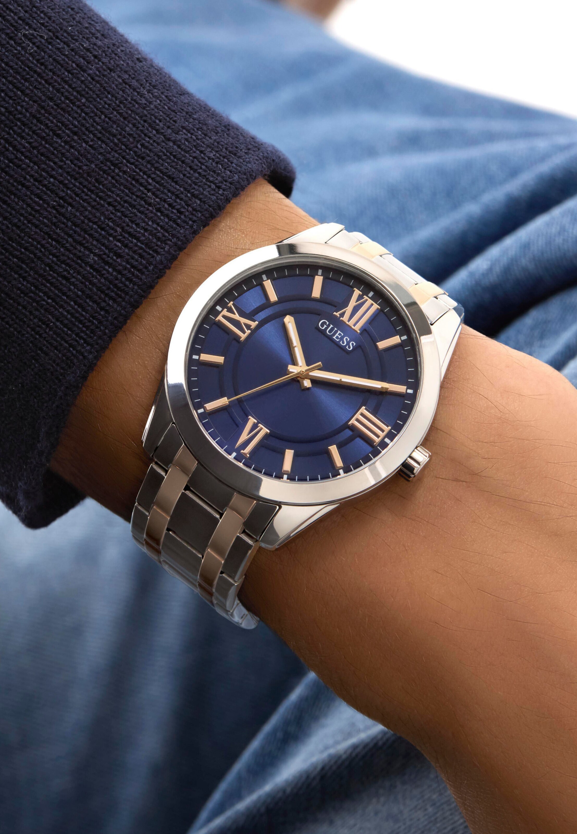 Montre à affichage analogique 'ELLIOT' GUESS en argent : devant