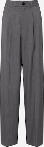 Loosefit Pantaloni con pieghe 'Uno' di WEEKDAY in grigio: frontale