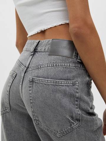 Pull&Bear Regular Jeans in Grau