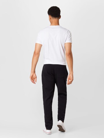 Tapered Pantaloni de la HOLLISTER pe negru