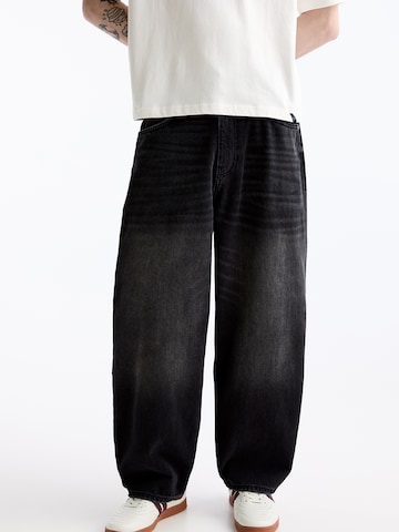 Pull&Bear Loosefit Jeans in Schwarz: predná strana