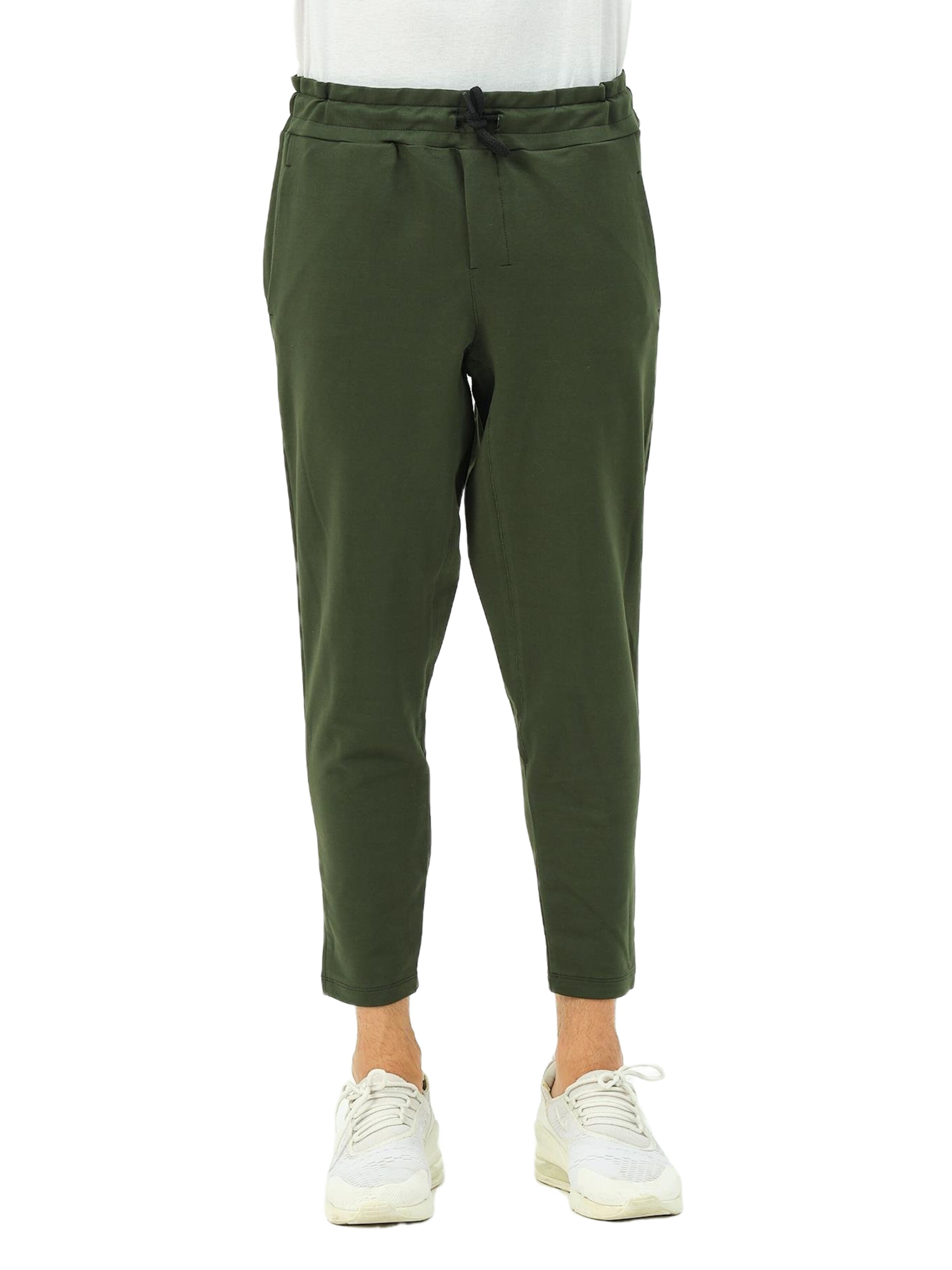 Effilé Pantalon C&City en vert : devant