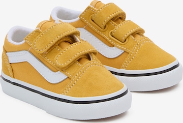 Sneaker 'Old Skool V' di VANS in giallo