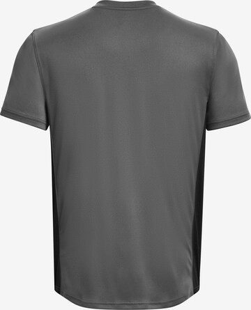 T-Shirt fonctionnel 'Challenger' UNDER ARMOUR en gris
