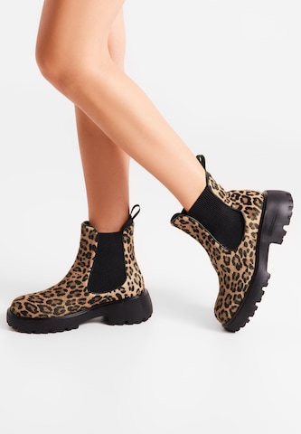 WODEN Chelsea boots 'Aya Leo' in Beige: front