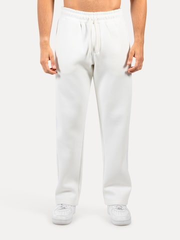 Smilodox Regular Jogginghose Yasin in Beige: Vorderseite