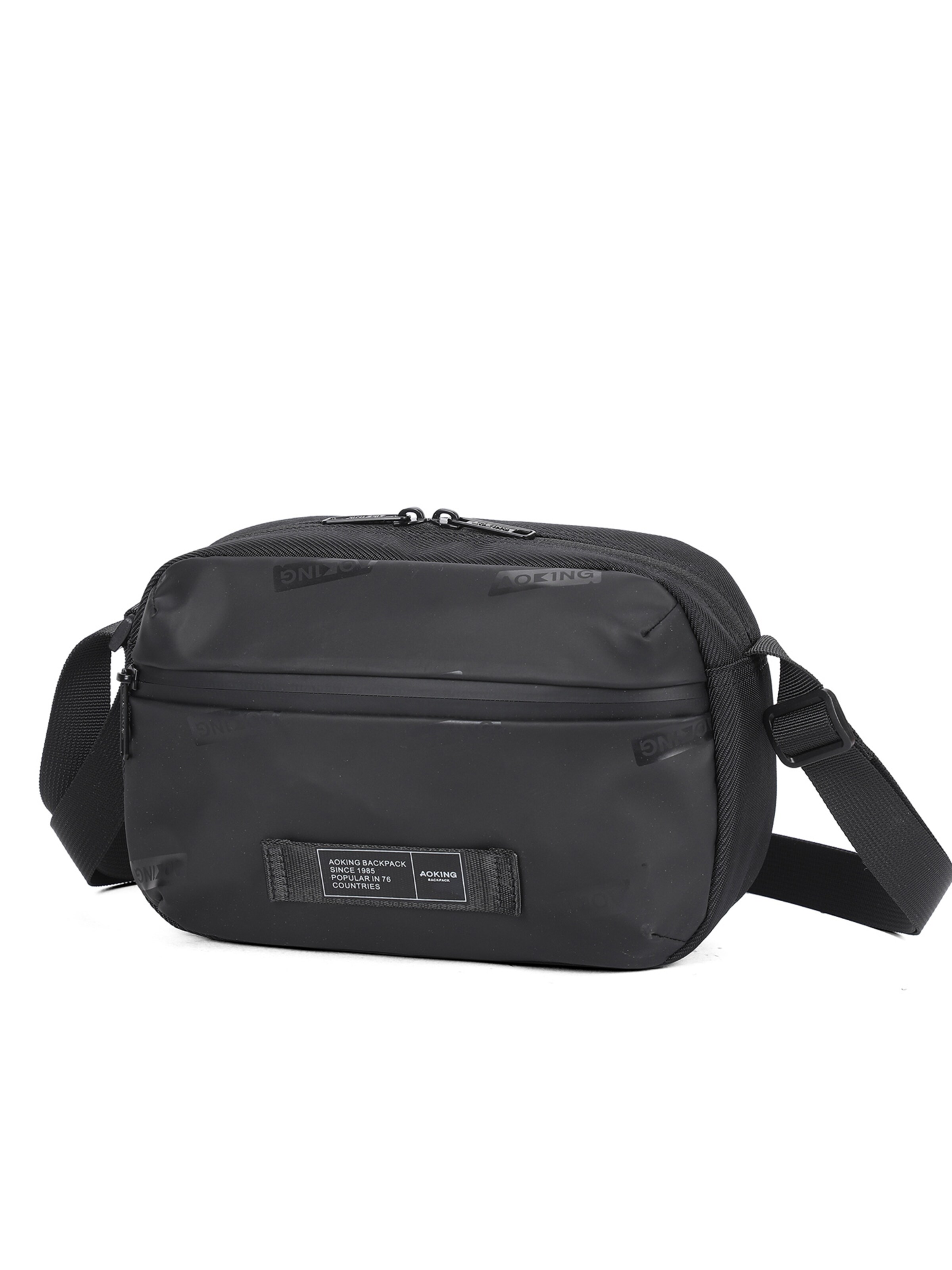 Aoking Crossbody bag in Black: front