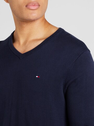 TOMMY HILFIGER Pullover 'ESSENTIAL' i blå
