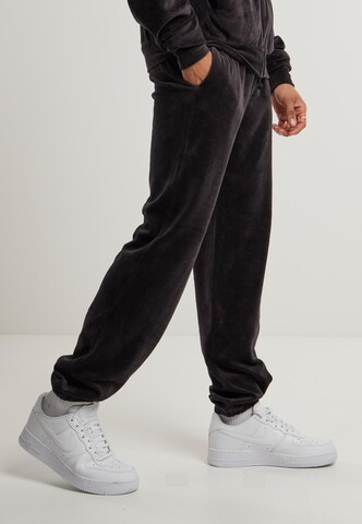 Effilé Pantalon Urban Classics en noir