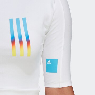 ADIDAS SPORTSWEAR Λειτουργικό μπλουζάκι 'Mission Victory  Fit' σε λευκό