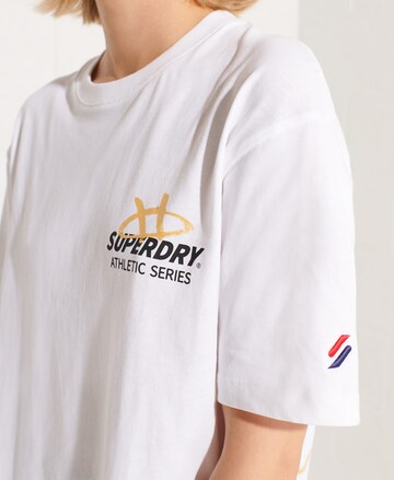 T-shirt 'Strikeout' Superdry en blanc