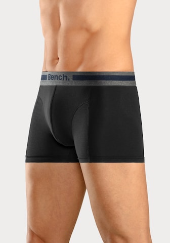 BENCH Boxershorts in Mischfarben