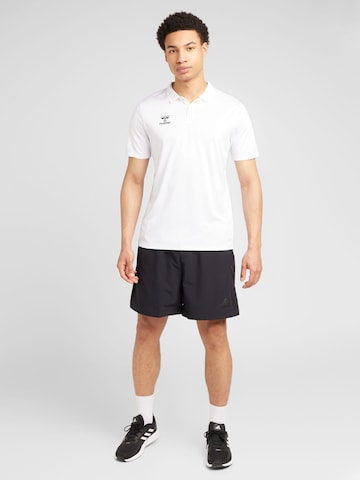 Hummel Λειτουργικό μπλουζάκι 'Essential' σε λευκό