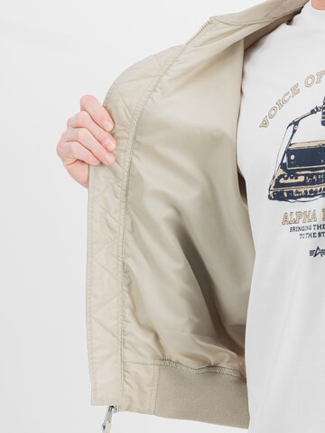 ALPHA INDUSTRIES Between-Season Jacket 'Cwu-36/P' in Beige: side