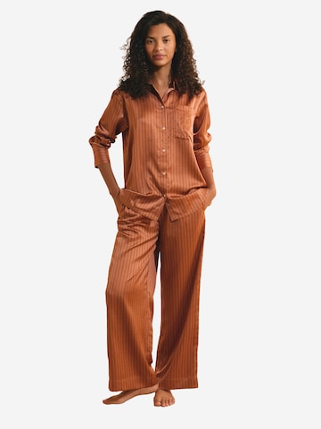 Pantaloncini da pigiama 'Rumi' di ETAM in marrone