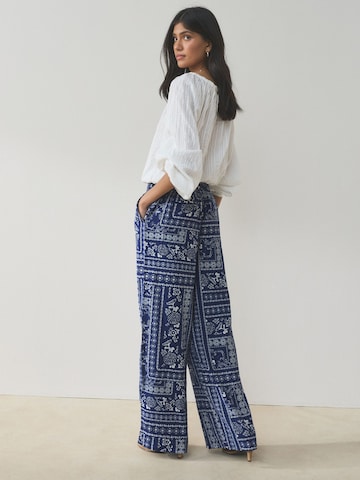 Next Loosefit Hose in Blau