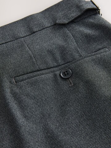 Next Обычный Плиссированные брюки в Серый