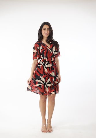 Elara Kleid in Schwarz: Vorderseite